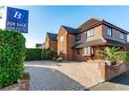 4 bed house for sale in Parkstone Avenue, RM11, Hornchurch