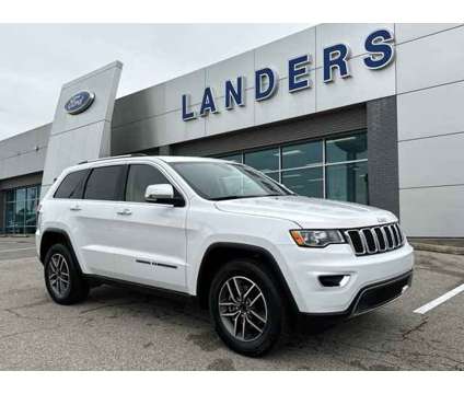2021 Jeep Grand Cherokee Limited is a White 2021 Jeep grand cherokee Limited Car for Sale in Southaven MS