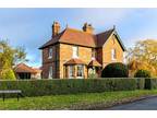 4 bedroom detached house for sale in Green Man Road, Navenby, Lincoln