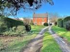 Little Awefield, Gloucester GL4 3 bed detached house for sale -
