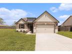 422 Countryside Dr, West Columbia, TX 77486