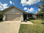 2545 Las Brisas St, Corpus Christi, TX 78414