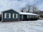 1319 South Webster Street, Harrisburg, IL 62946