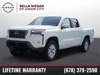 2023 Nissan frontier White, new