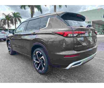 2024 Mitsubishi Outlander SEL is a Tan 2024 Mitsubishi Outlander SEL SUV in Fort Myers FL