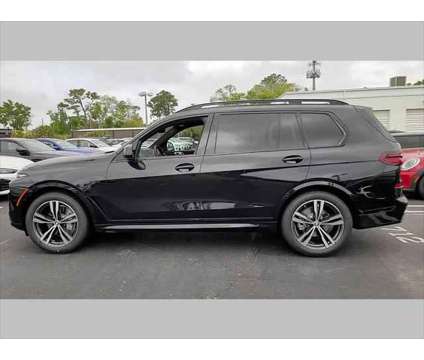 2024 BMW X7 xDrive40i is a Black 2024 SUV in Jacksonville FL