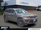 2022 Jeep Grand Cherokee Laredo