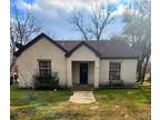 Home For Sale In Cushing, Texas