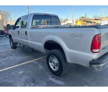 2006 Ford F350 Super Duty Crew Cab for sale is a Silver 2006 Ford F-350 Super Duty Car for Sale in San Antonio TX