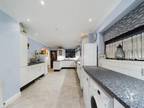 3 bed property for sale in Laburnum Walk, RM12, Hornchurch