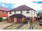 3 bed house for sale in Oliver Road, CM15, Brentwood