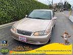 Used 2000 Toyota Camry for sale.