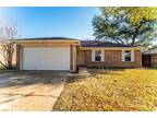 5909 Twin Willows Dr, Arlington, TX 76017