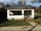 417 Taylor Ave - Charleston, IL 61920 - Home For Rent