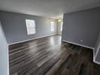 Louisville, KY - 4 plex - $900.00 Available December 2023 4401 Landside Dr