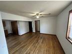 208 S Pacific St unit 2 - Cape Girardeau, MO 63703 - Home For Rent