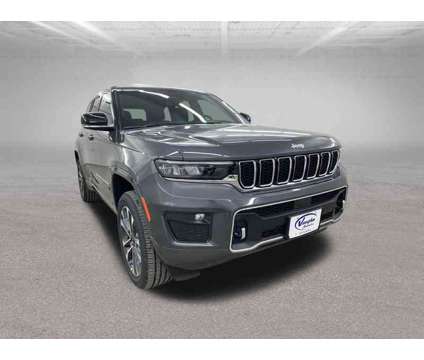 2024 Jeep Grand Cherokee Overland is a Grey 2024 Jeep grand cherokee Overland SUV in Ottumwa IA