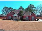 203 Mitculler Ct, Kathleen, GA 31047