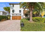 294 115th Ave, Treasure Island, FL 33706