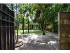 3792 Kumquat Ave, Miami, FL 33133