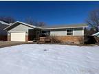 4707 W 7th St, Greeley, CO 80634