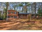 1611 Cyprus Ct, Riverdale, GA 30296