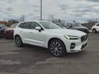 2022 Volvo XC60 Recharge T8 Inscription Expression