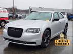 2021 Chrysler 300 Touring