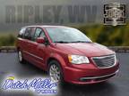 2015 Chrysler Town And Country Touring