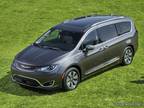 2018 Chrysler Pacifica Hybrid Touring L