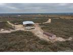 Farm House For Sale In Devine, Texas