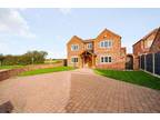 4 bedroom detached house for sale in Lower Church Road, Skellingthorpe, Lincoln