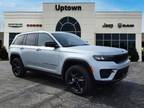 2024 Jeep grand cherokee Silver, 10 miles