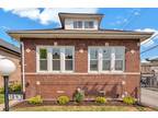 7843 South Clyde Avenue, Chicago, IL 60649