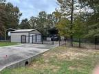 221 Acorn Ln, Point Blank, TX 77364