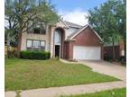 2104 Royal Oak Dr, Bedford, TX 76021