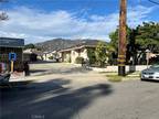 Flat For Rent In Monrovia, California