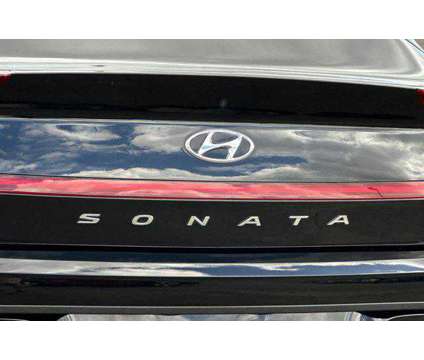 2023 Hyundai Sonata SE is a Black 2023 Hyundai Sonata SE Sedan in Visalia CA