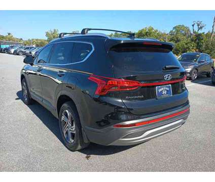 2023 Hyundai Santa Fe SEL is a Black 2023 Hyundai Santa Fe SUV in Leesburg FL