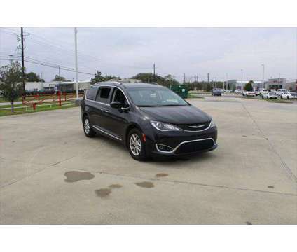 2020 Chrysler Pacifica Touring L is a Black 2020 Chrysler Pacifica Touring Van in Lafayette LA