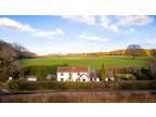 4 bedroom detached house for sale in Chiltern Cottage, Kings Ash, HP16
