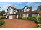 5 bed house for sale in Links Drive, WD6, Borehamwood