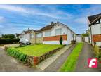 2 bed house for sale in Park Avenue, WD23, Bushey
