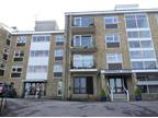 3 bed flat to rent in Parish Ghyll Drive, LS29, Ilkley