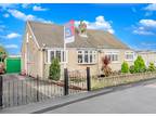 Castle Ings Gardens, New Farnley, Leeds 2 bed semi-detached bungalow for sale -