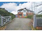 3 bedroom semi-detached house for sale in Station Road, Holmes Chapel, CW4
