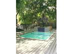 908 Poplar St #202, Austin, TX 78705