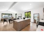 Condo For Sale In Los Angeles, California