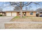 2325 Diana Dr, Sherman, TX 75092