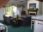 Petoskey 3 large bedrooms 3 bathrooms